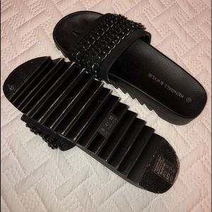 KYLIE & KENDALL SLIDES
